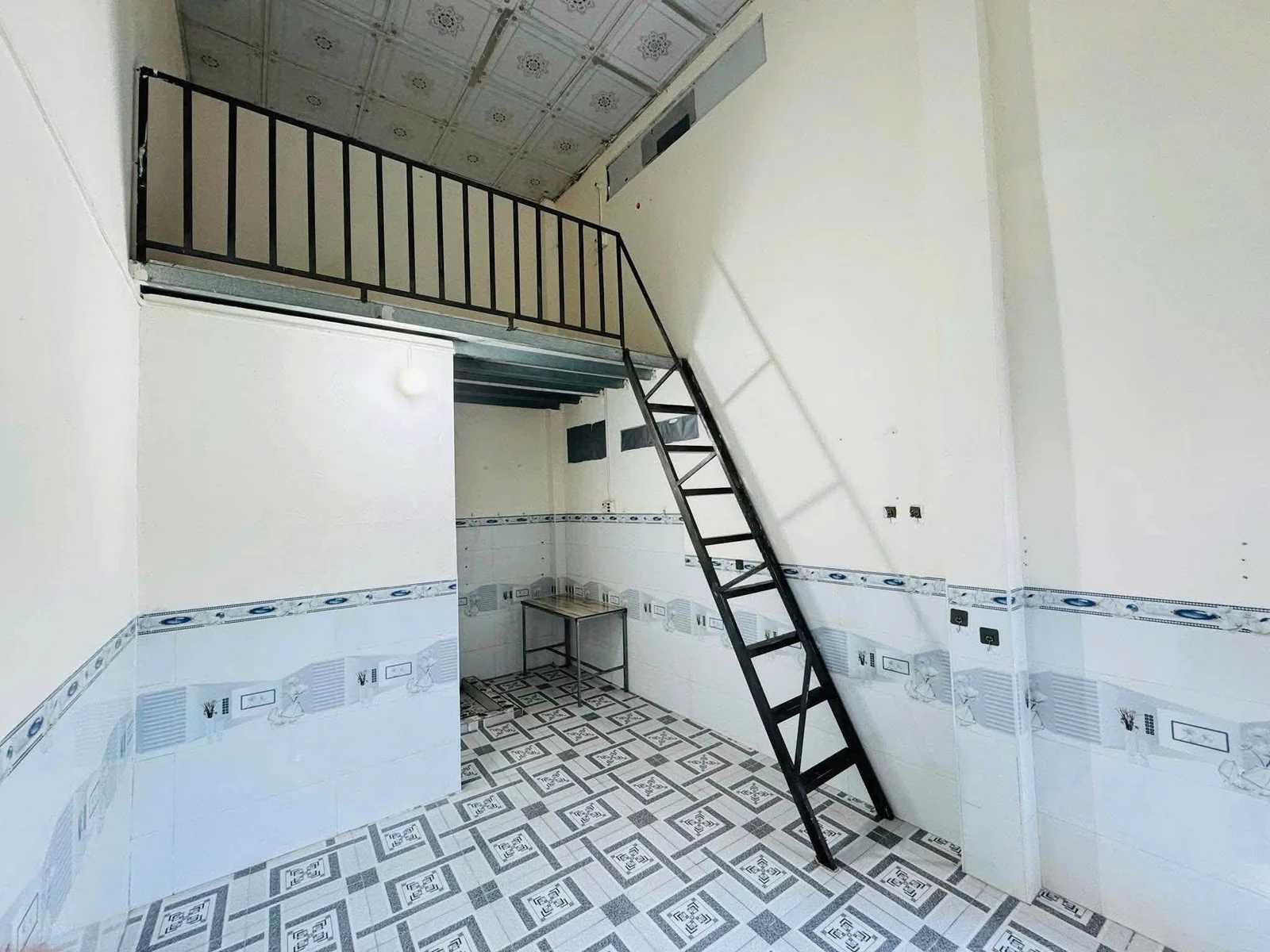 Nhà trọ Trí Tình